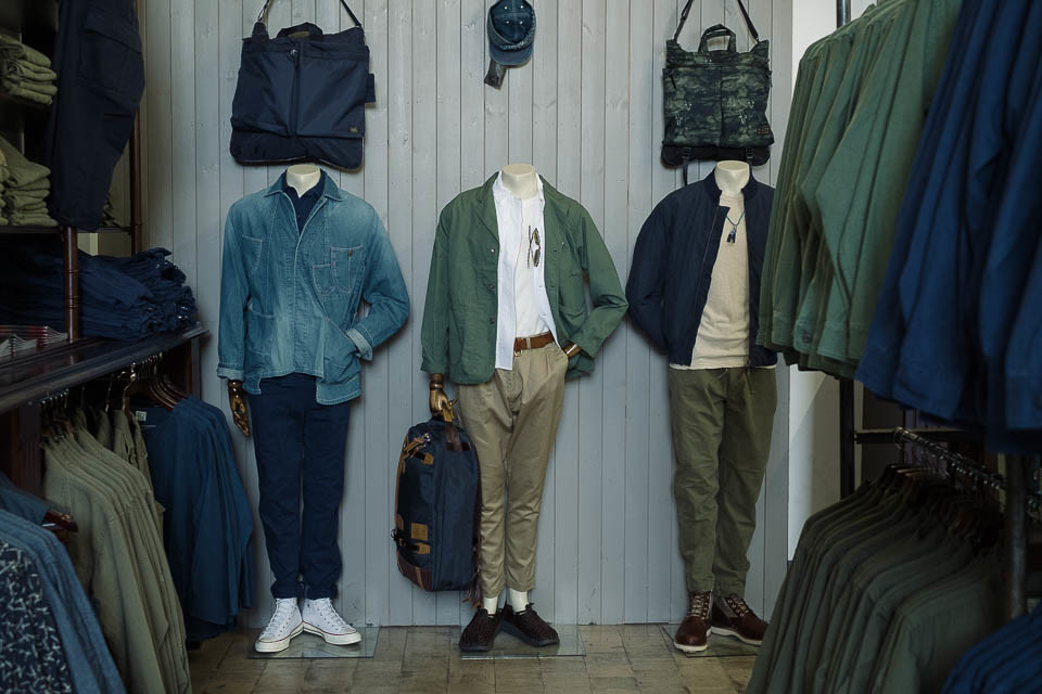 ALL–SEASON GOODS